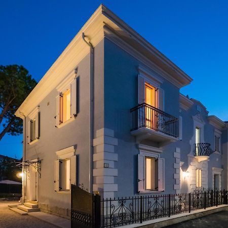 B&B Villa Tozza 西尼加利亚 外观 照片