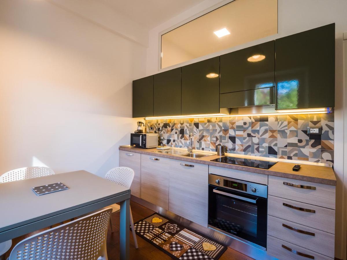 B&B Villa Tozza 西尼加利亚 外观 照片