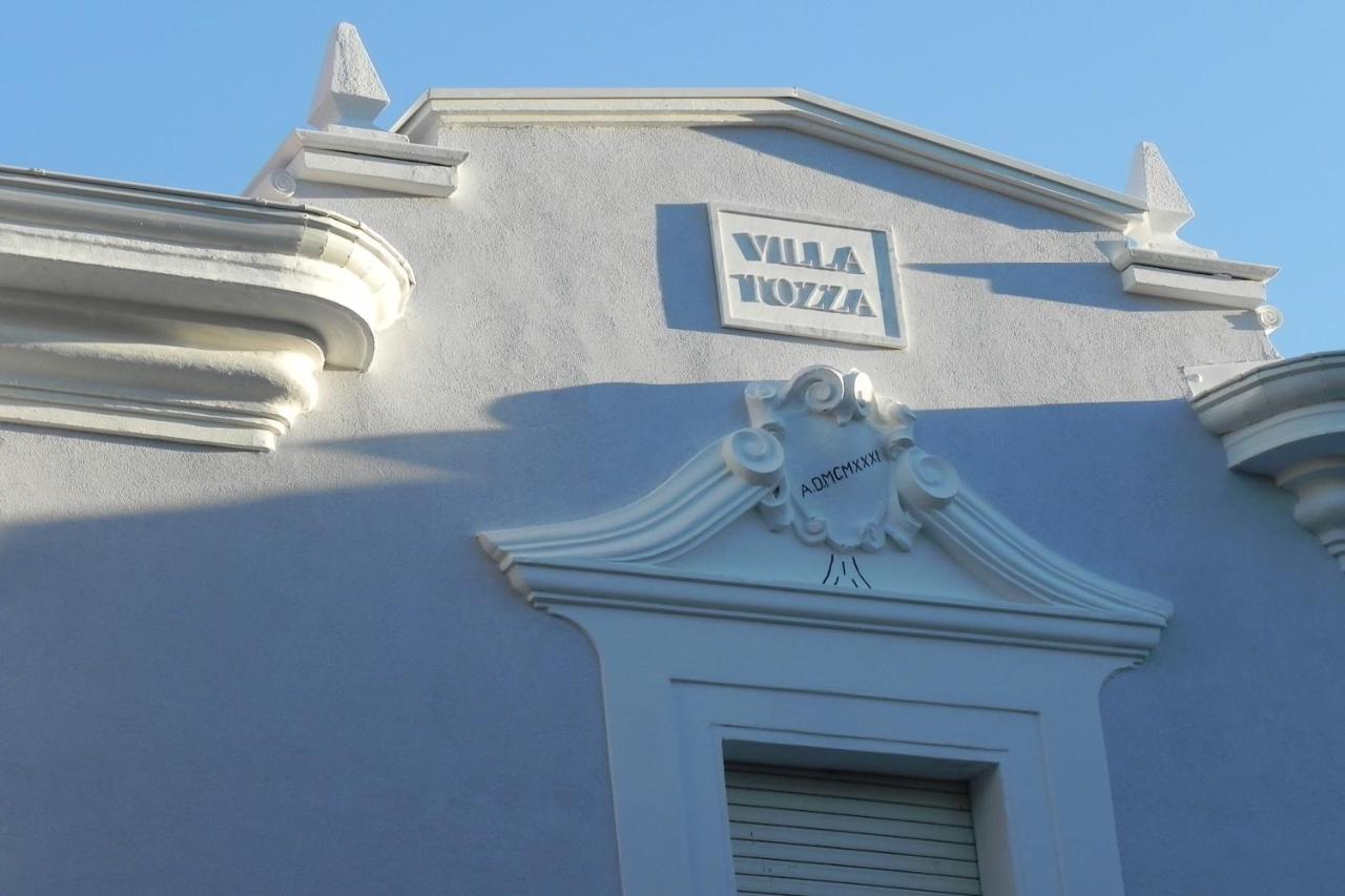 B&B Villa Tozza 西尼加利亚 外观 照片